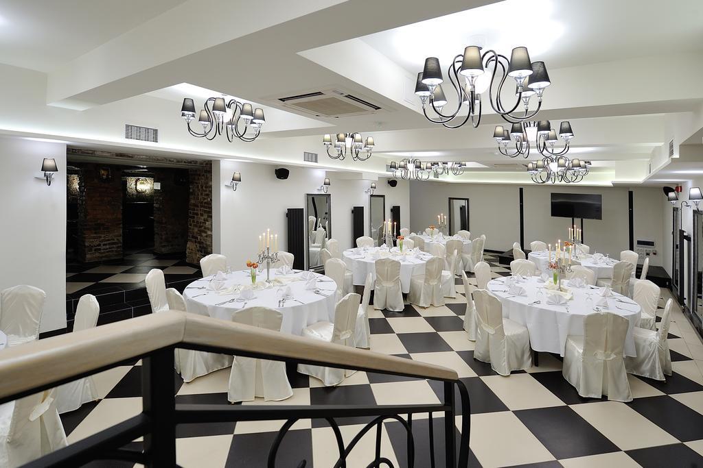 Hotel Centrum Sosnowiec Luaran gambar