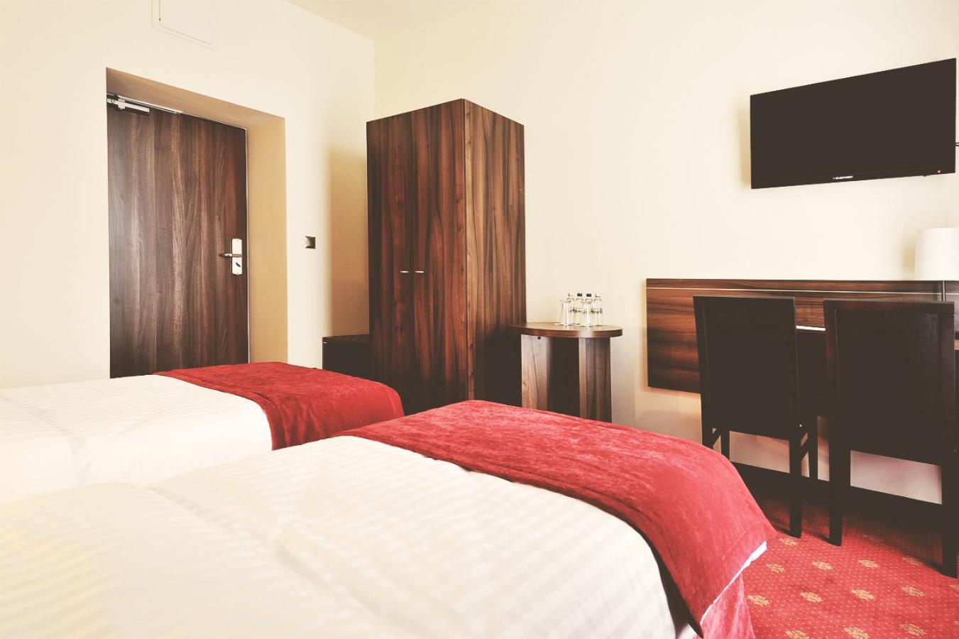 Hotel Centrum Sosnowiec Luaran gambar
