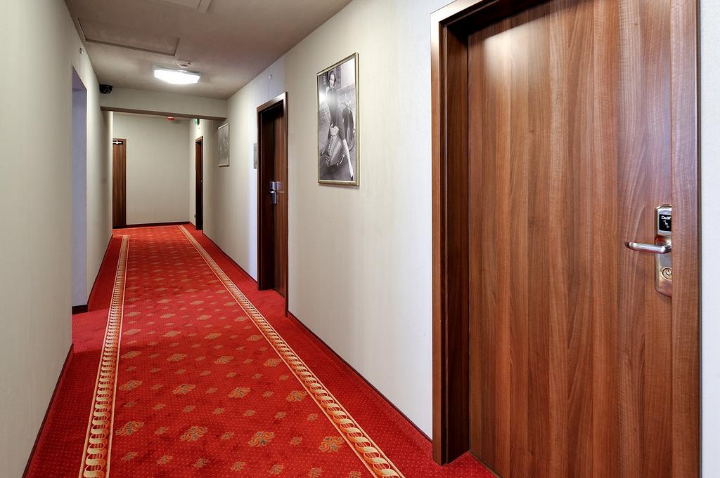 Hotel Centrum Sosnowiec Luaran gambar