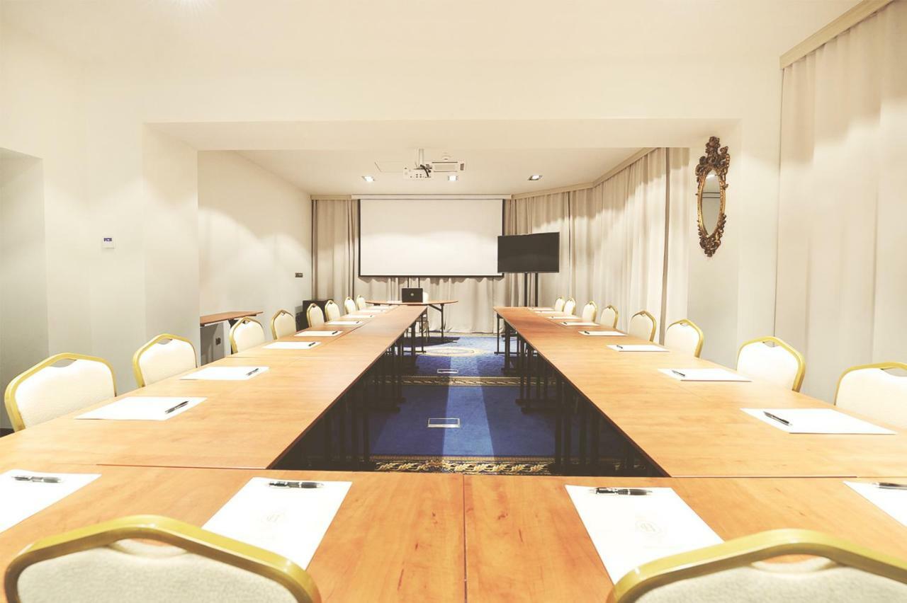 Hotel Centrum Sosnowiec Luaran gambar