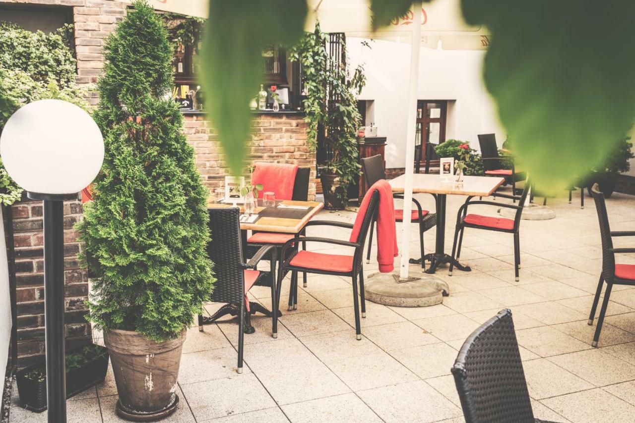 Hotel Centrum Sosnowiec Luaran gambar